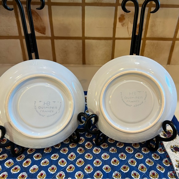 Henriot Quimper ~ Red Fleuri “ Set of 2 “ Floral Saucers 6.5” France 🇫🇷 - Picture 2 of 4